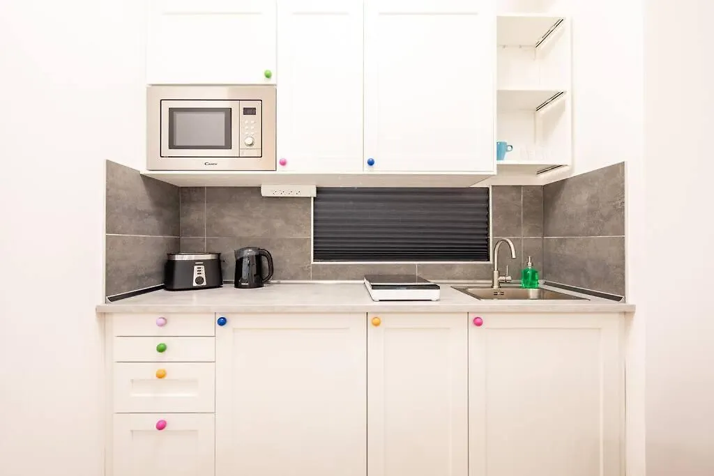 Marone 209 Budapest ~ Ac/Balcony/Indoor Parking Apartamento