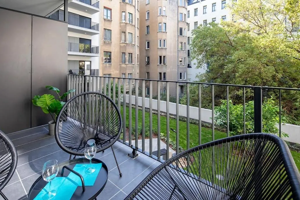Marone 209 Budapest ~ Ac/Balcony/Indoor Parking 0*,